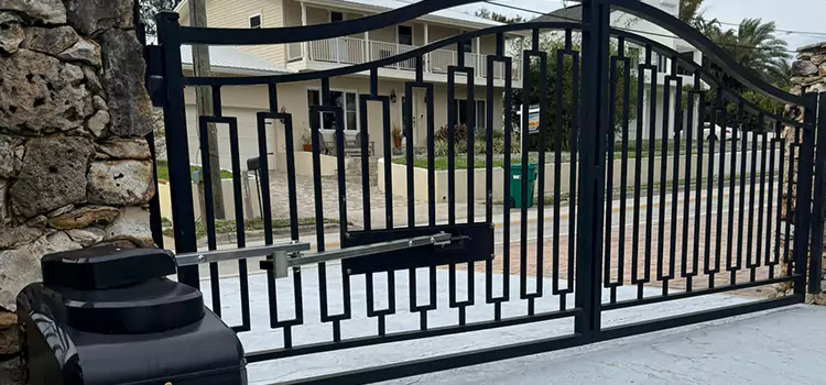 Swing Gate Opener with Keypad Lexington