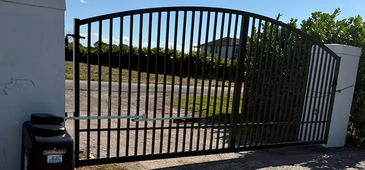 Driveway Fence Repair Lexington